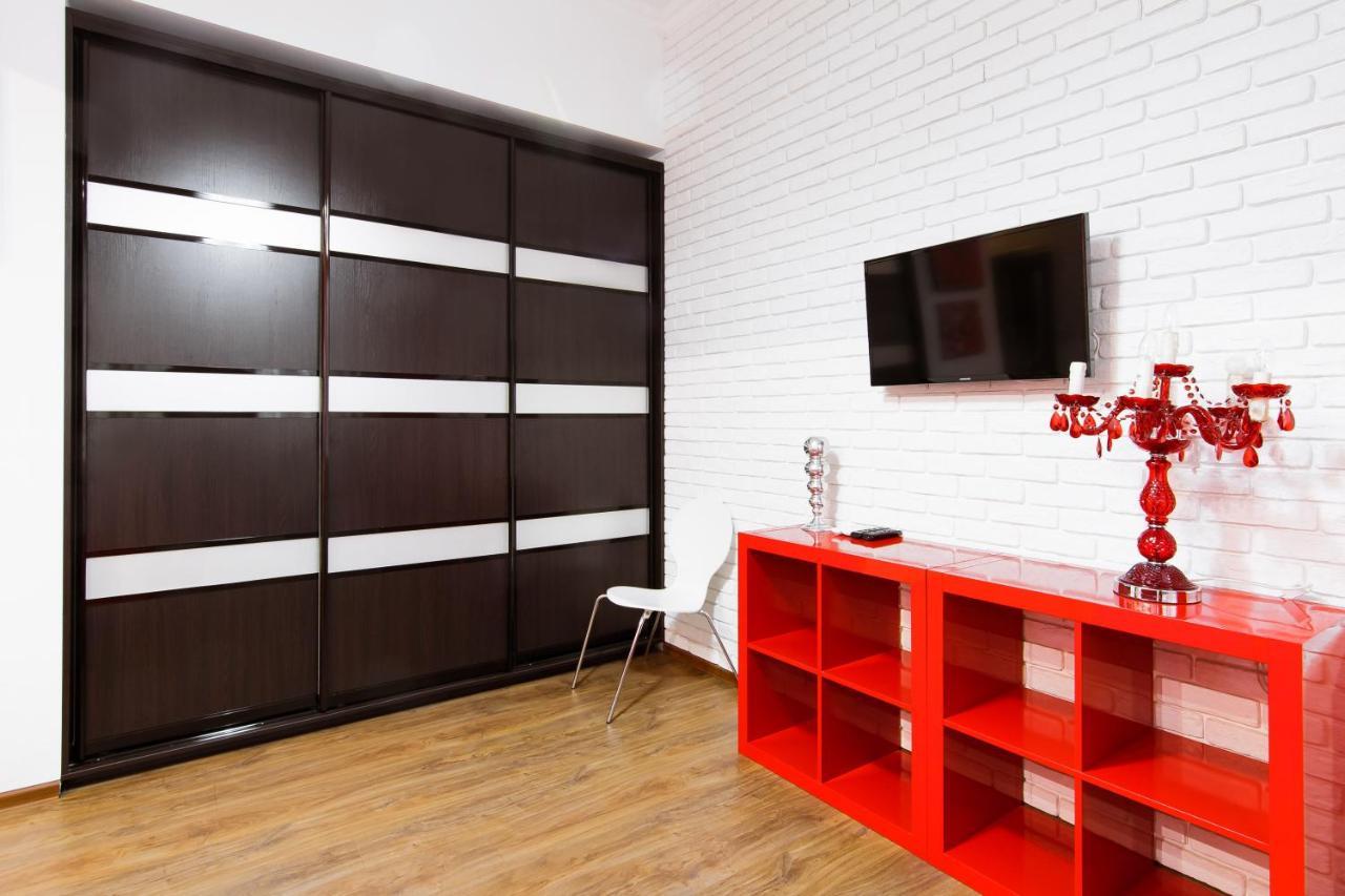 Modern Apartment In The City Center In A New Building Odessa Buitenkant foto