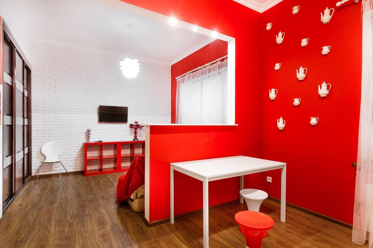 Modern Apartment In The City Center In A New Building Odessa Buitenkant foto